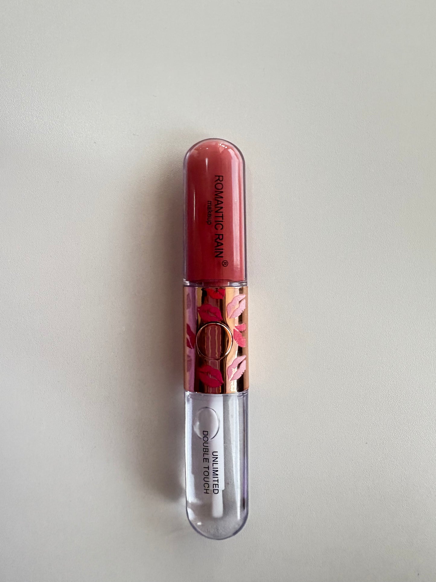 Romantic rain lip gloss