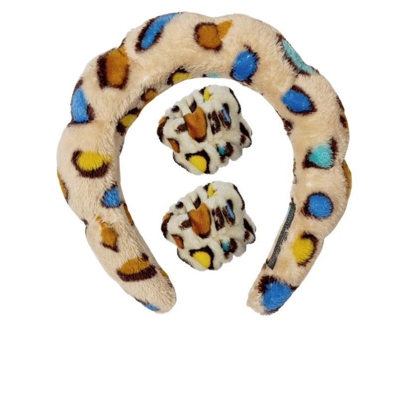 Lux hair & Wrist band