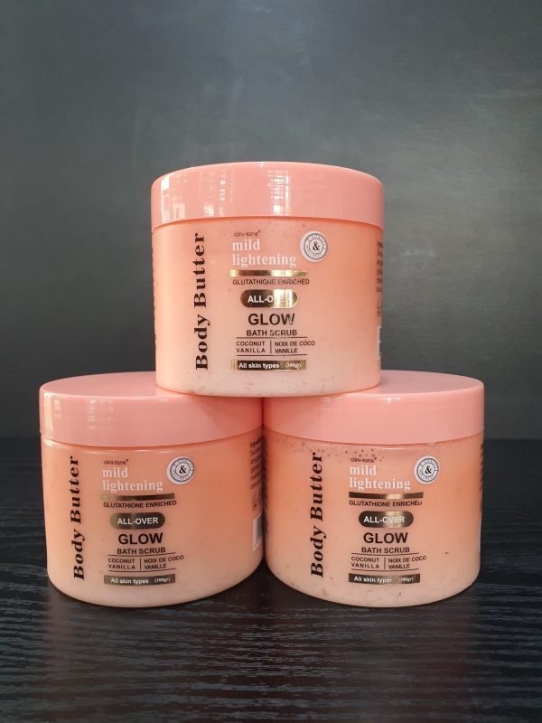 CLINITONE MILD LIGHTENING GLOW BATH SCRUB 300g