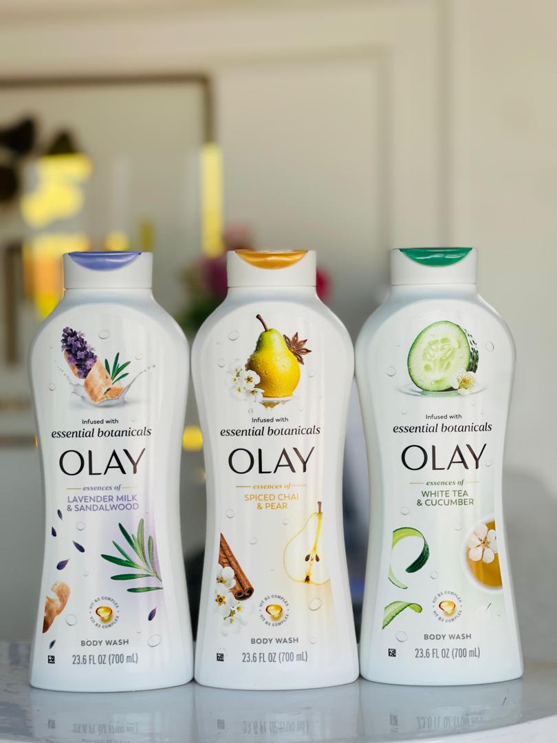 OLAY ESSENTIAL BOTANICAL BODY WASH
