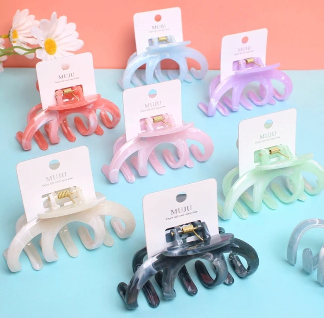 HAIR CLIPS