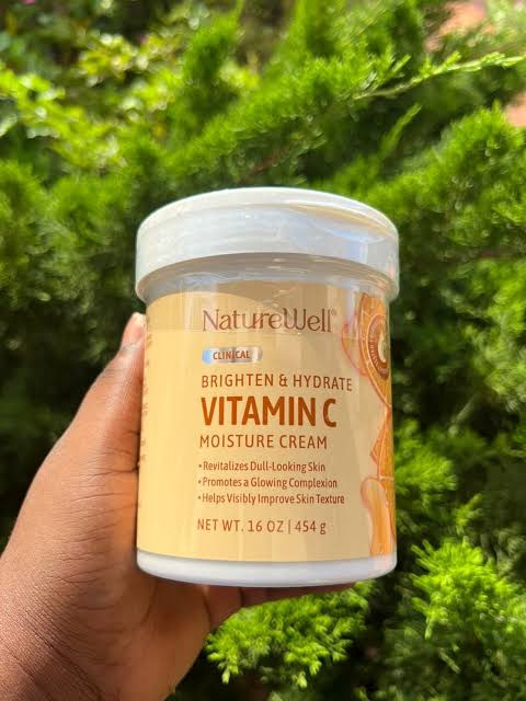 NATUREWELL BRIGHTEN AND HYDRATE VITAMIN C MOISTURE CREAM