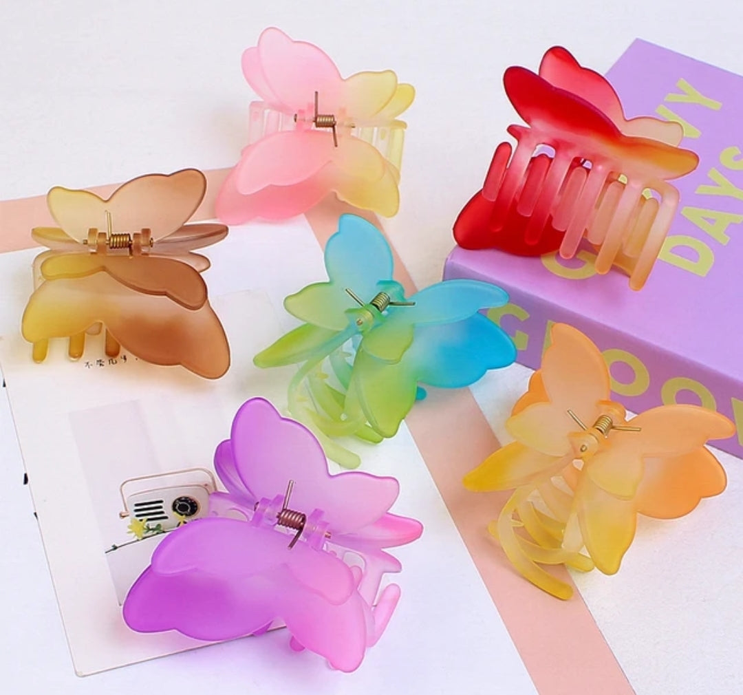 HAIR CLIPS