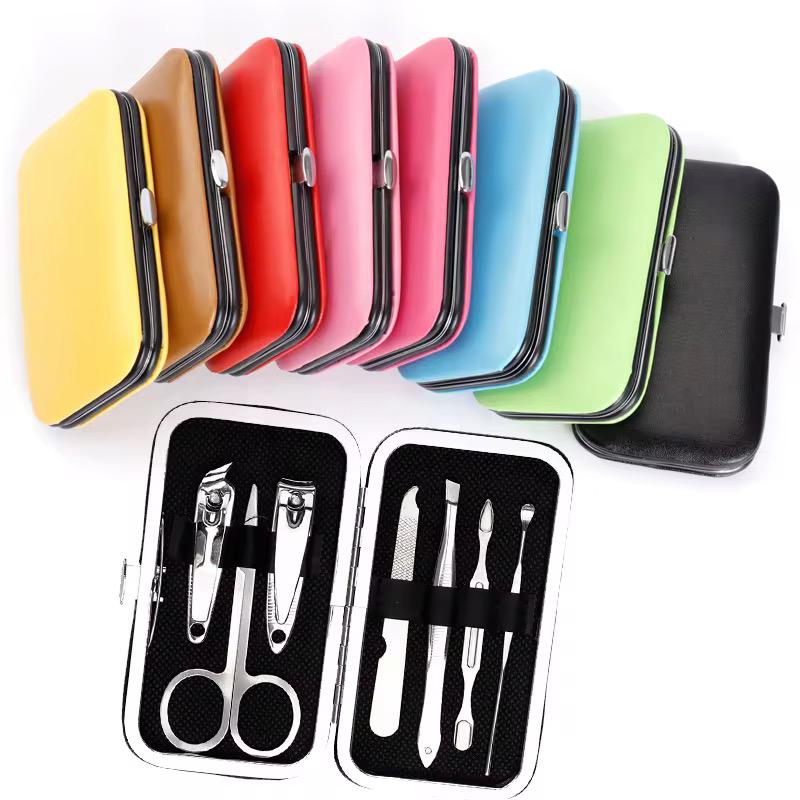 PORTABLE PEDICURE & MANICURE SET